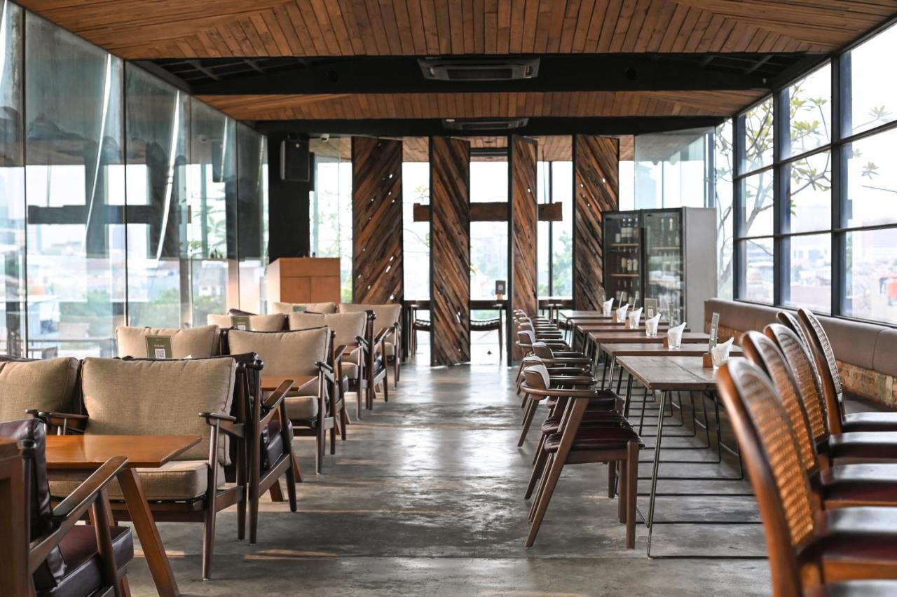 Miers Kuningan, Artotel Curated Джакарта Екстер'єр фото